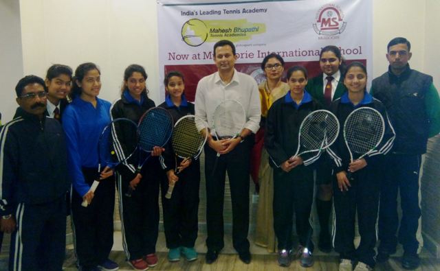 Pic%202%20Principal%20Ms%20Priaa%20Peter%20and%20Mahesh%20Bhupathi%20Tennis%20Academies%20CEO%20Mr%20Gaurav%20Natekar%20with%20school%20students%20at%20an%20event%20to%20announce%20launch%20of%20Tennis%20coaching%20at%20Mussoorie%20International%20Sc.jpg