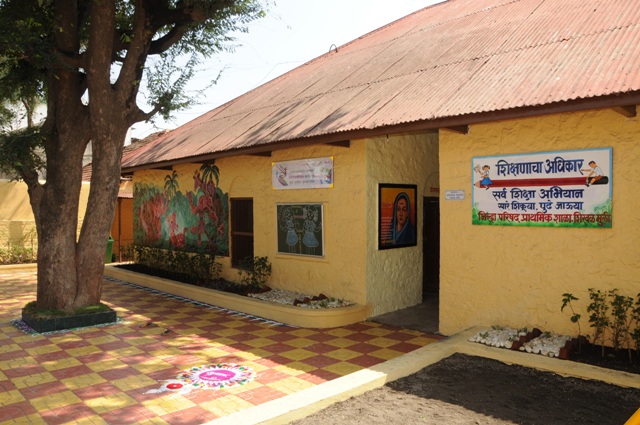 Inauguration%20of%20SHirwal%20school%20-%20pic4.jpg