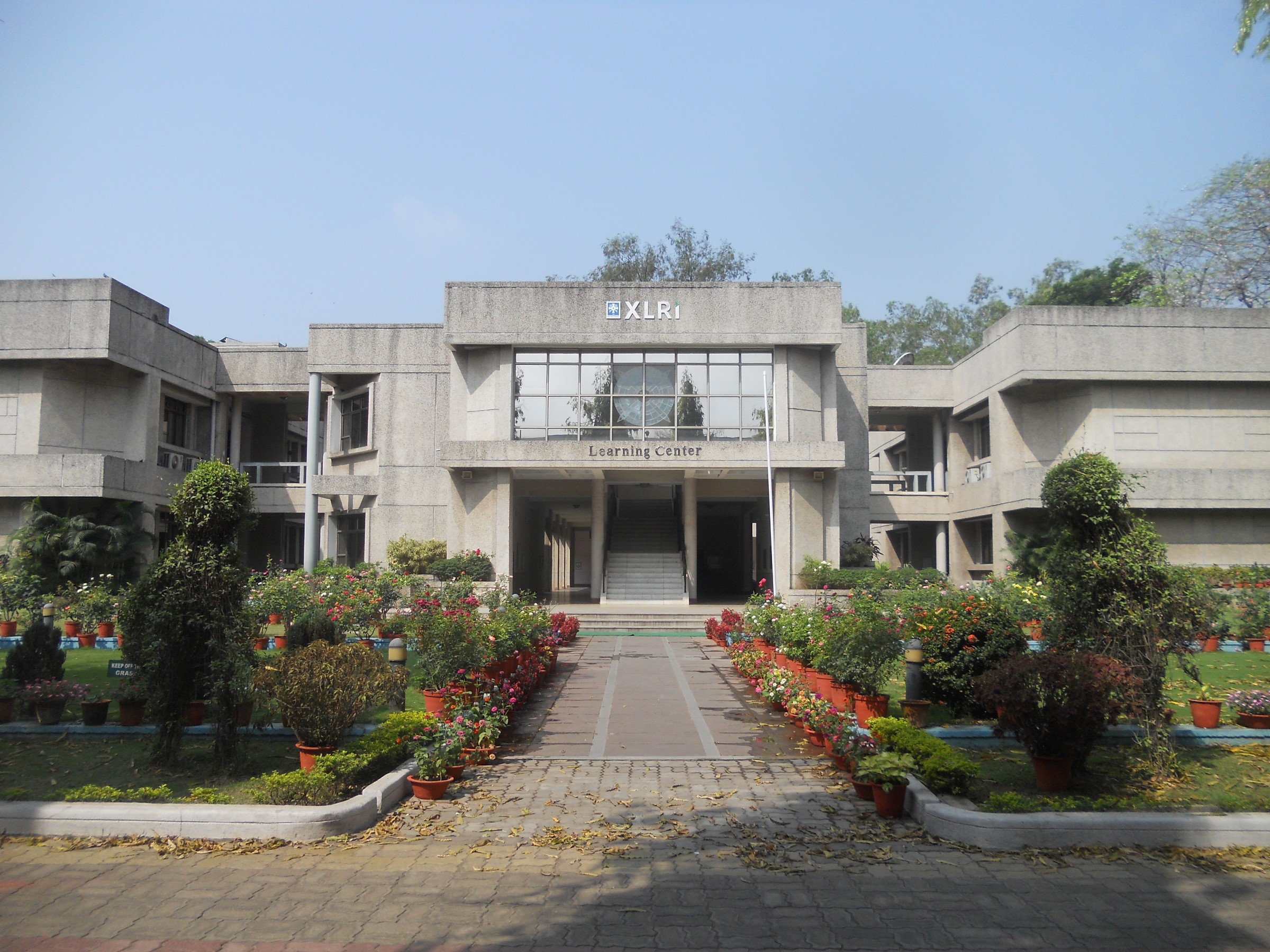 XLRI%20Campus.JPG