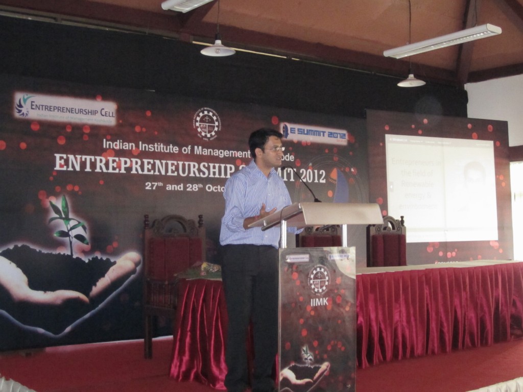 Kartik%20Vaidyanathan.jpg