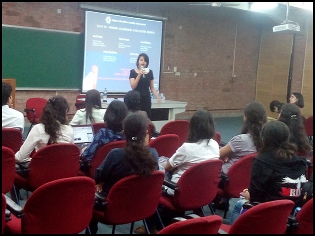 Ms_Guntas%20Randhawa%20at%20IIMA.jpg
