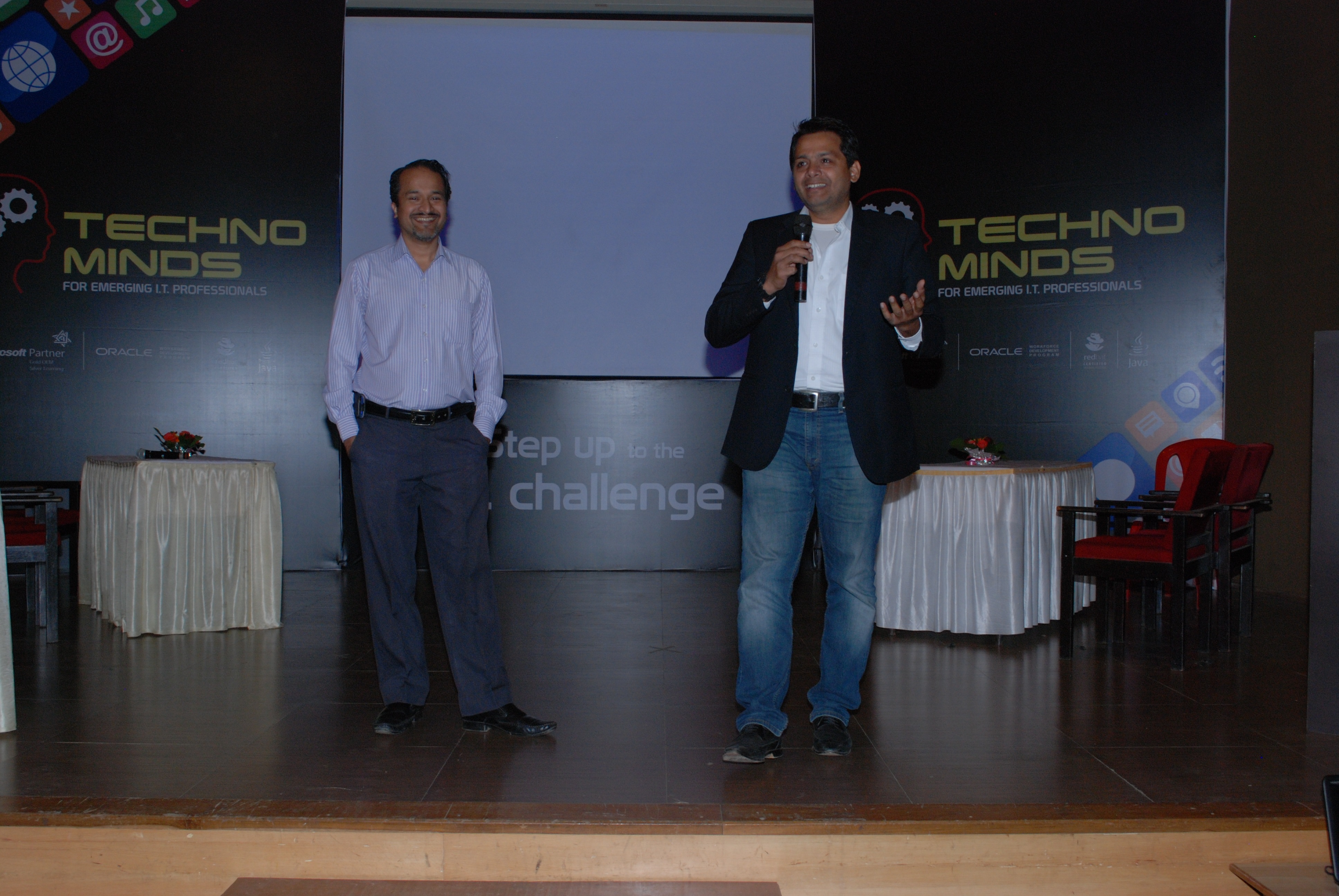 left%20to%20right%20Mark%20Dsouza%20Microsoft%20&%20Ravi%20Manohar%20Infinx%20Solutions.JPG