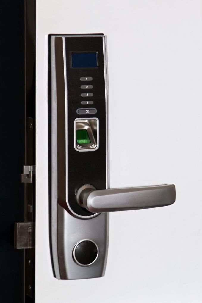 door%20lock(1).jpg