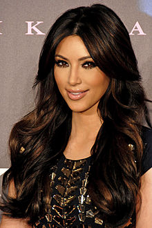 220px-Kim_Kardashian_2011.jpg
